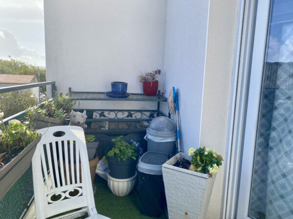 SECTEUR LA PALLICE - APPARTEMENT TYPE 3 AVEC BALCON ET STATIONNEMENT – Image 9