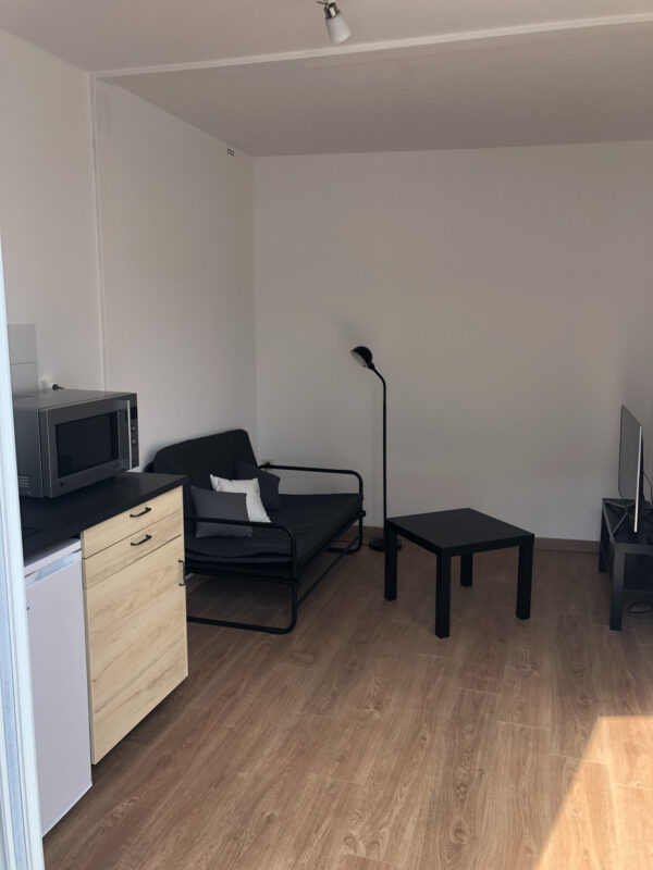Petit T2 centre ville La Rochelle – Image 2