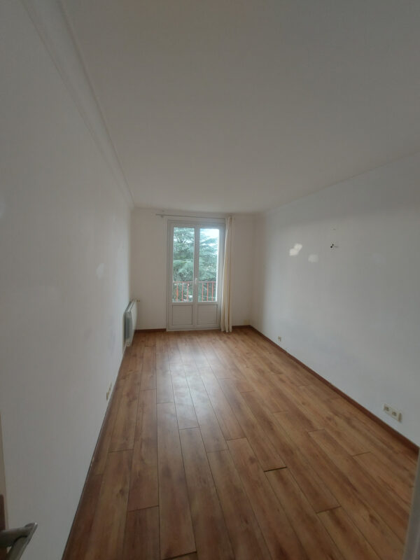 T3 rénové quartier Bel-Air La Rochelle – Image 11
