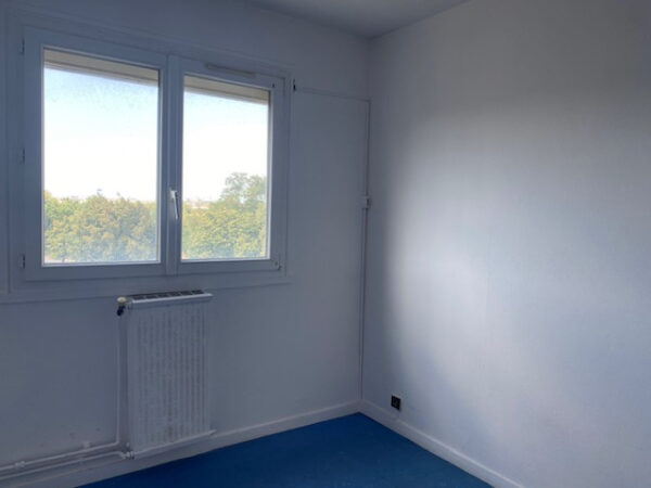 TYPE 4 AVEC STATIONNEMENT ET CAVE - SECTEUR TASDON-73m2 – Image 9