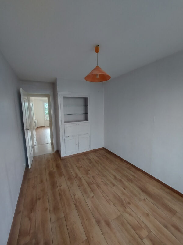 T3 rénové quartier Bel-Air La Rochelle – Image 10