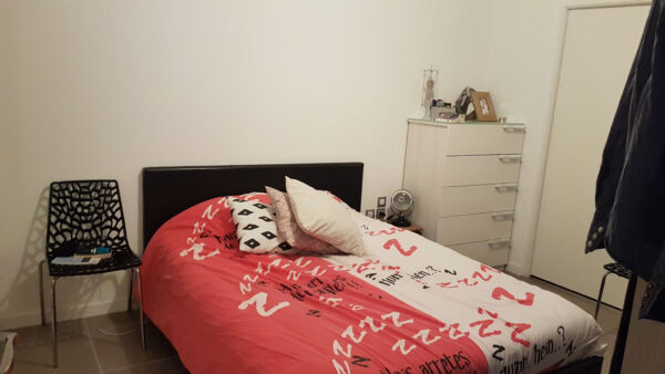 La Rochelle quartier Rompsay : beau T2 avec loggia et place de stationnement – Image 8