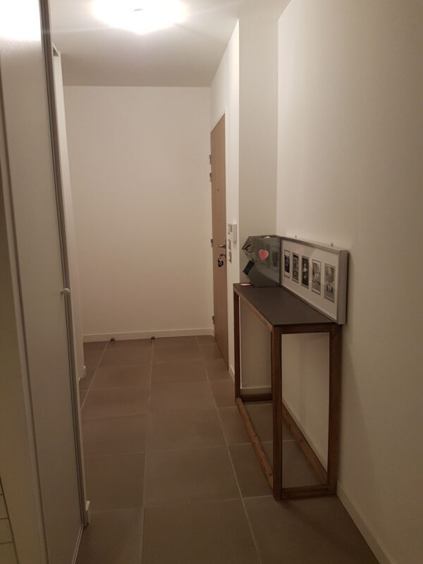 La Rochelle quartier Rompsay : beau T2 avec loggia et place de stationnement – Image 4