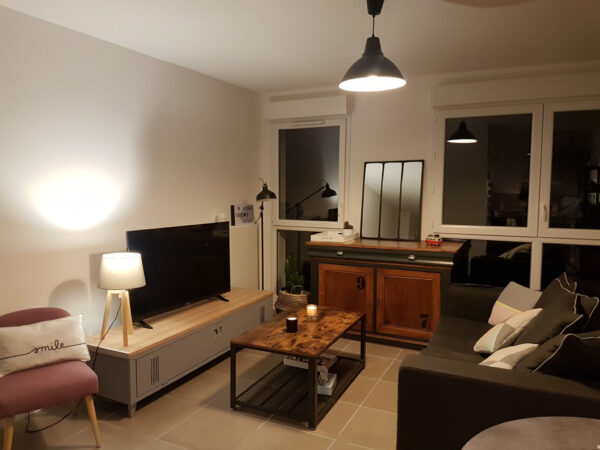 La Rochelle quartier Rompsay : beau T2 avec loggia et place de stationnement
