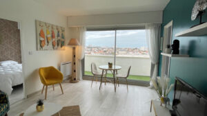 T2 rénové vue mer quartier La Genette La Rochelle