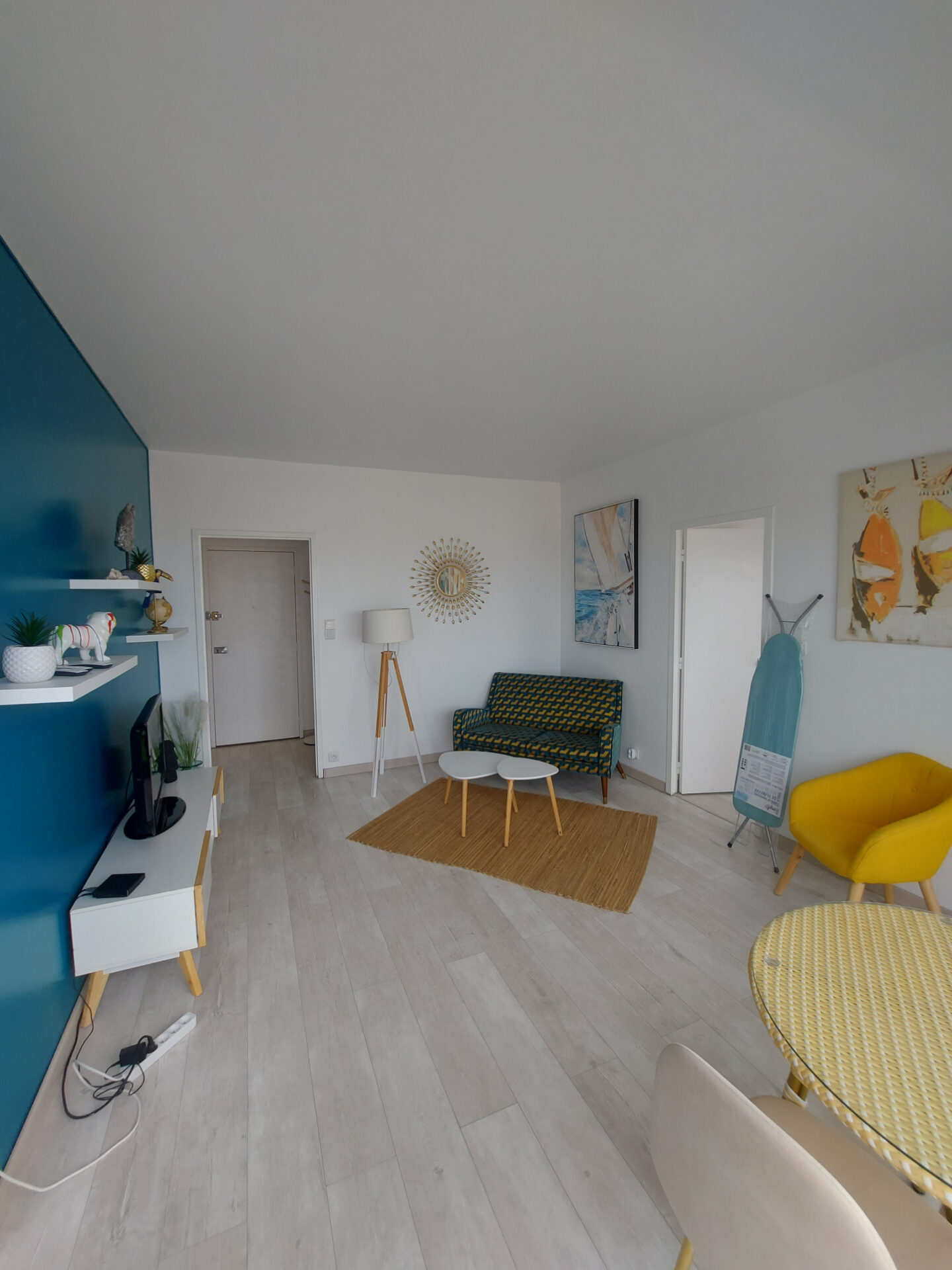 T2 rénové vue mer quartier La Genette La Rochelle – Image 3