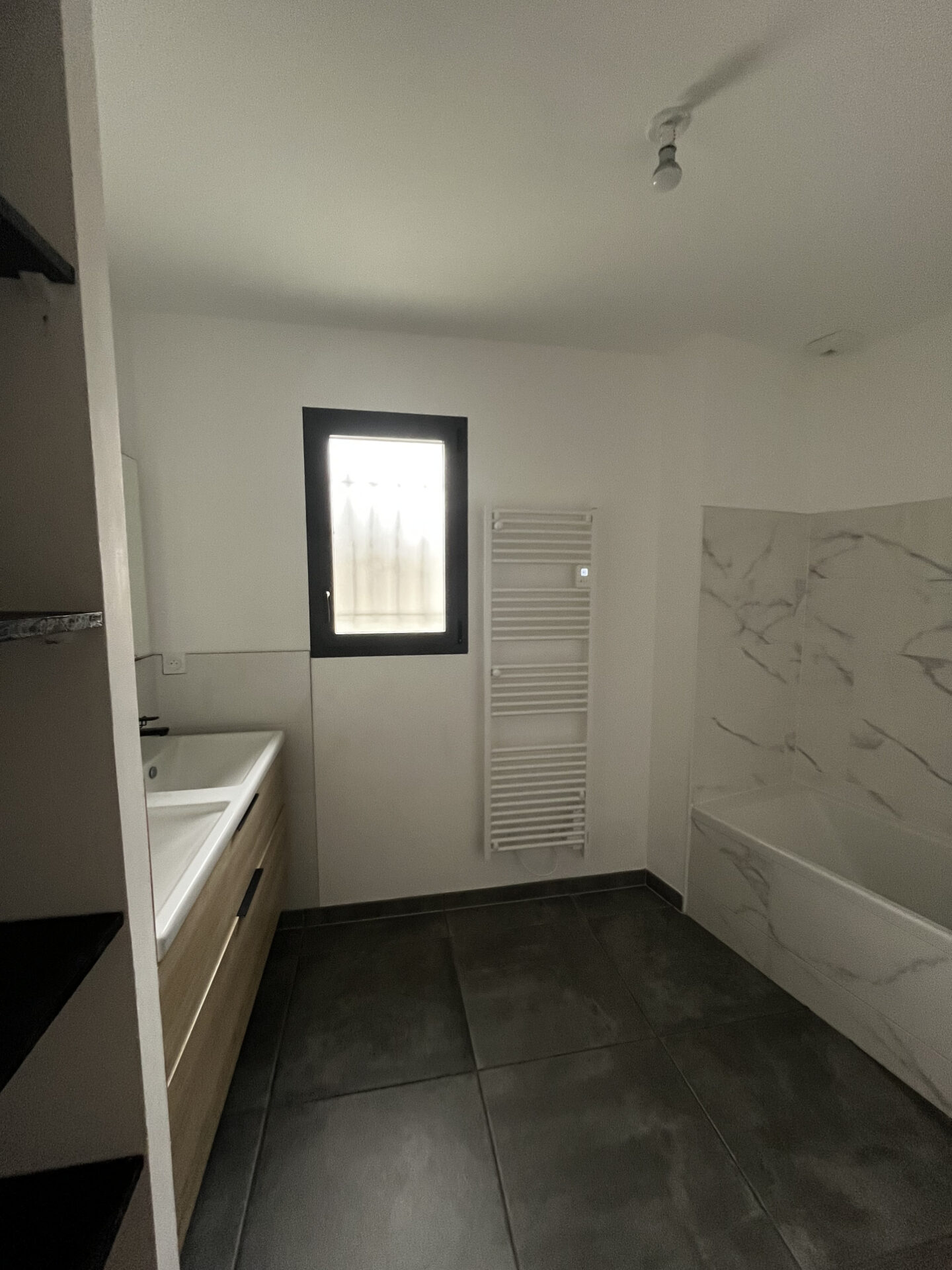 Maison récente avec 4 chambres à 20 minutes de La Rochelle le Gué D'alleré – Image 21