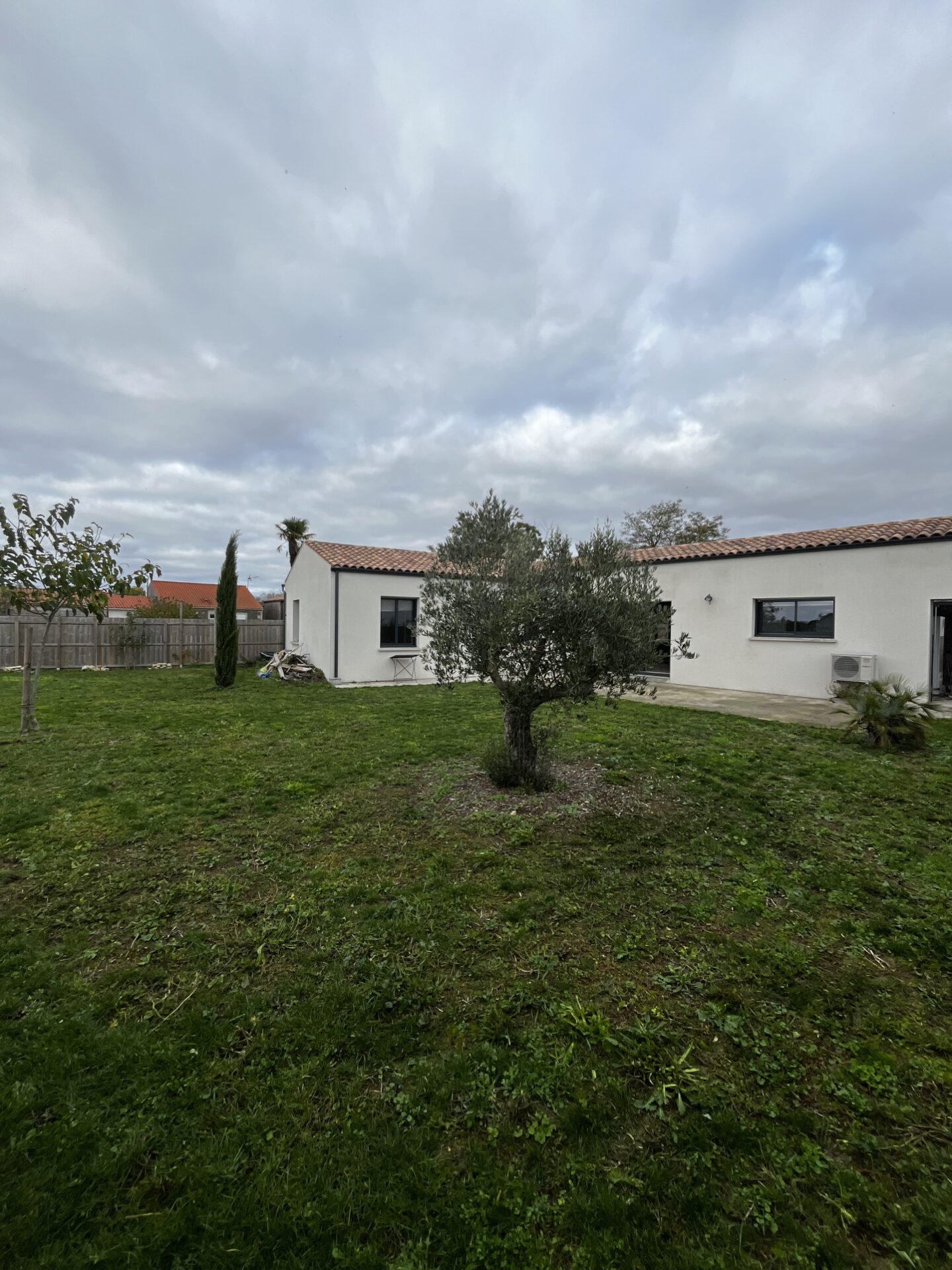 Maison récente avec 4 chambres à 20 minutes de La Rochelle le Gué D'alleré