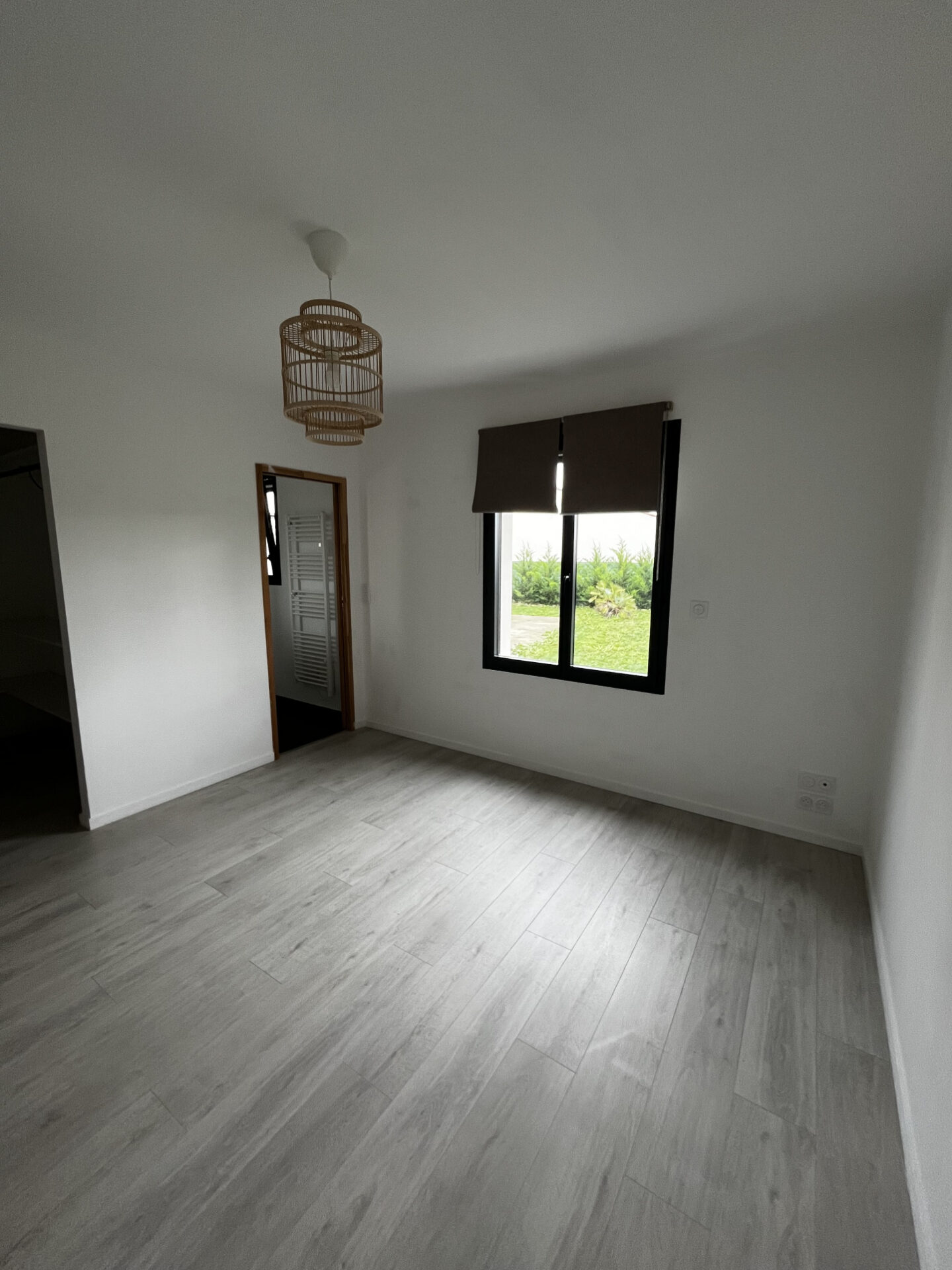 Maison récente avec 4 chambres à 20 minutes de La Rochelle le Gué D'alleré – Image 11