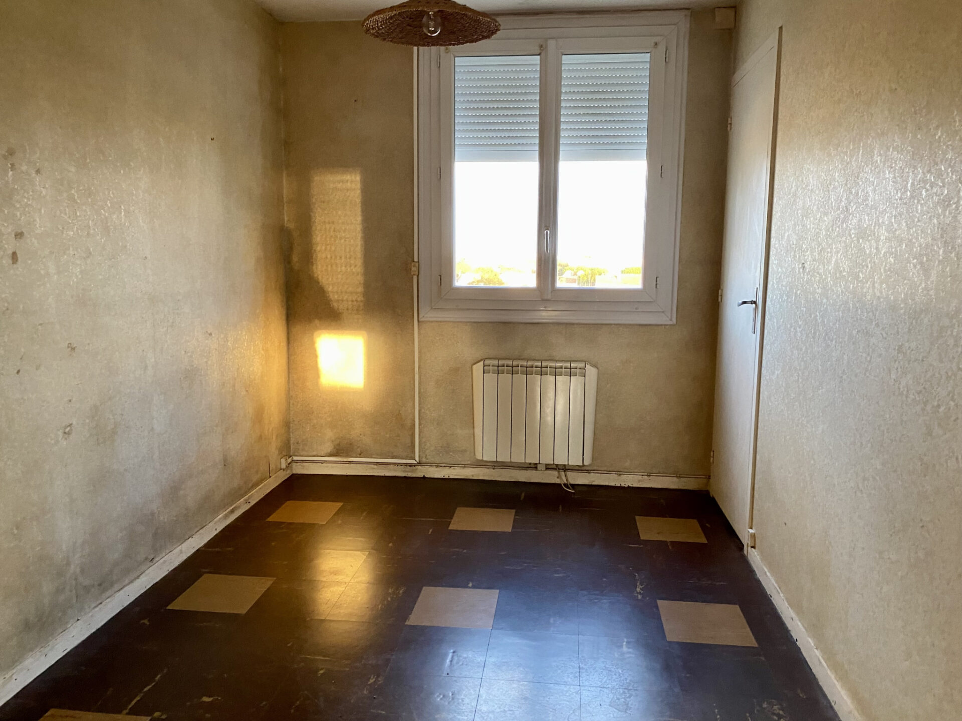 PROCHE COMMERCES ET COMMODITES - A 10 MN A PIEDS DU CENTRE VILLE – Image 7