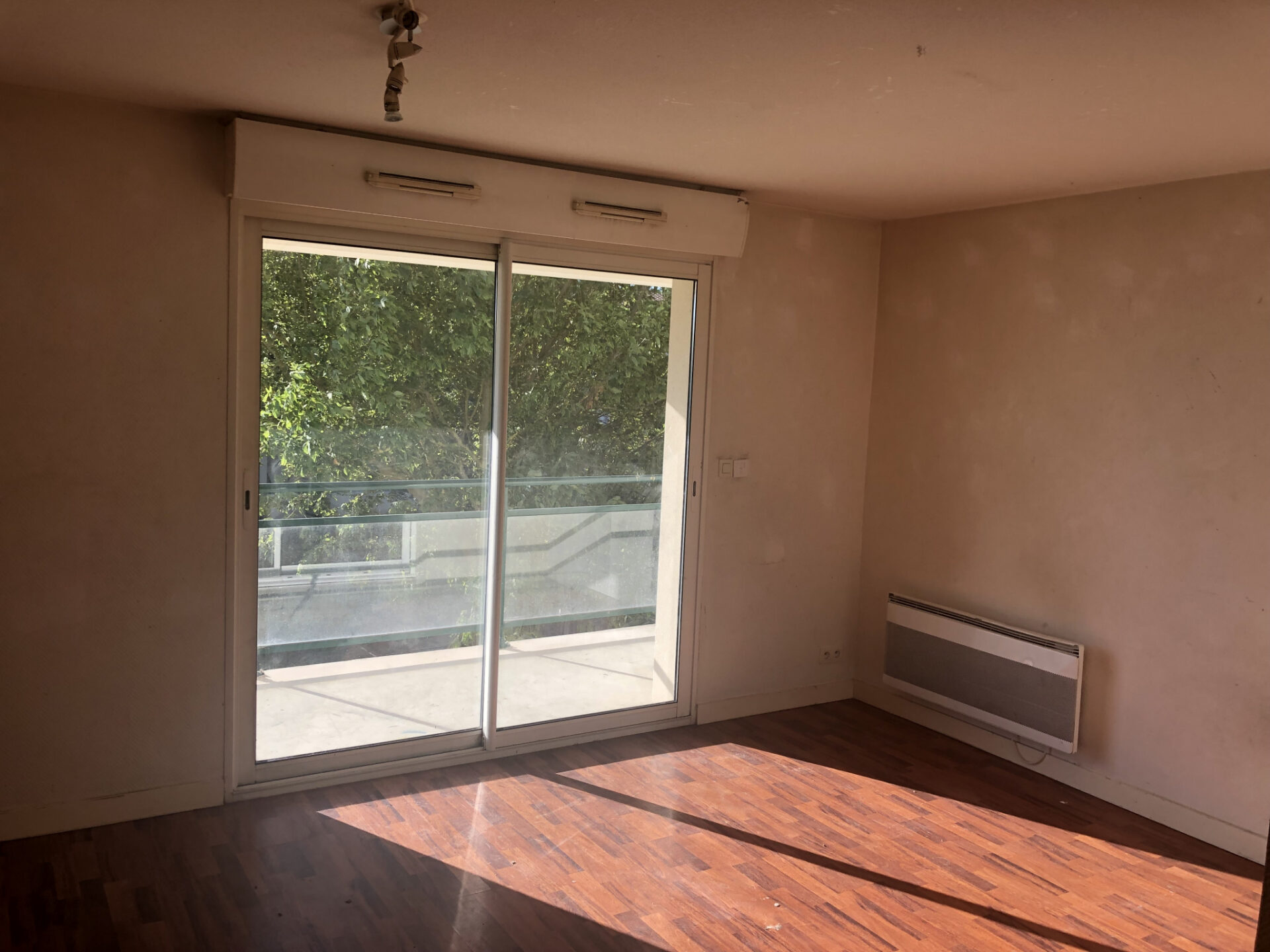 T1 bis avec terrasse et place de stationnement Aytré quartier Cottes Maille