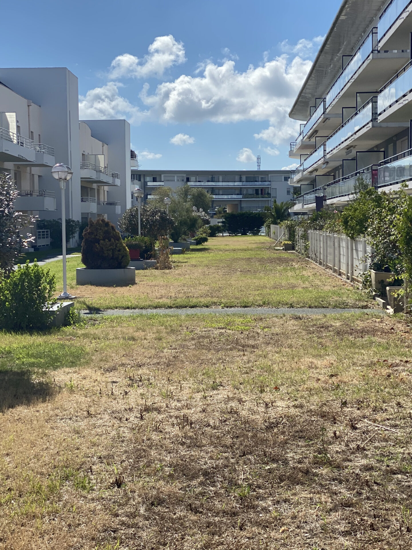 A VENDRE STUDIO LES MINIMES LAC DE LA SOLE – Image 7