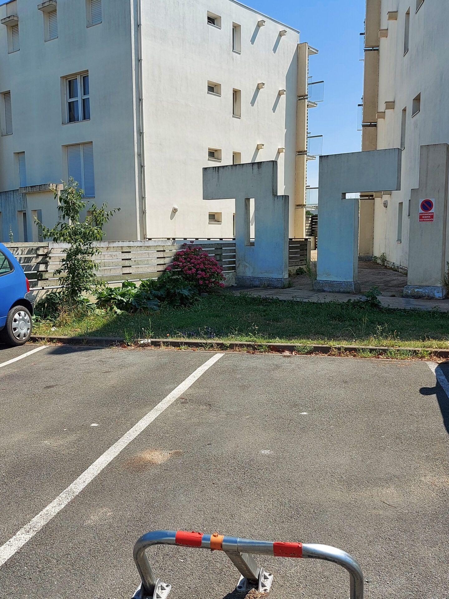 Emplacement de stationnement quartier Les Minimes – Image 2