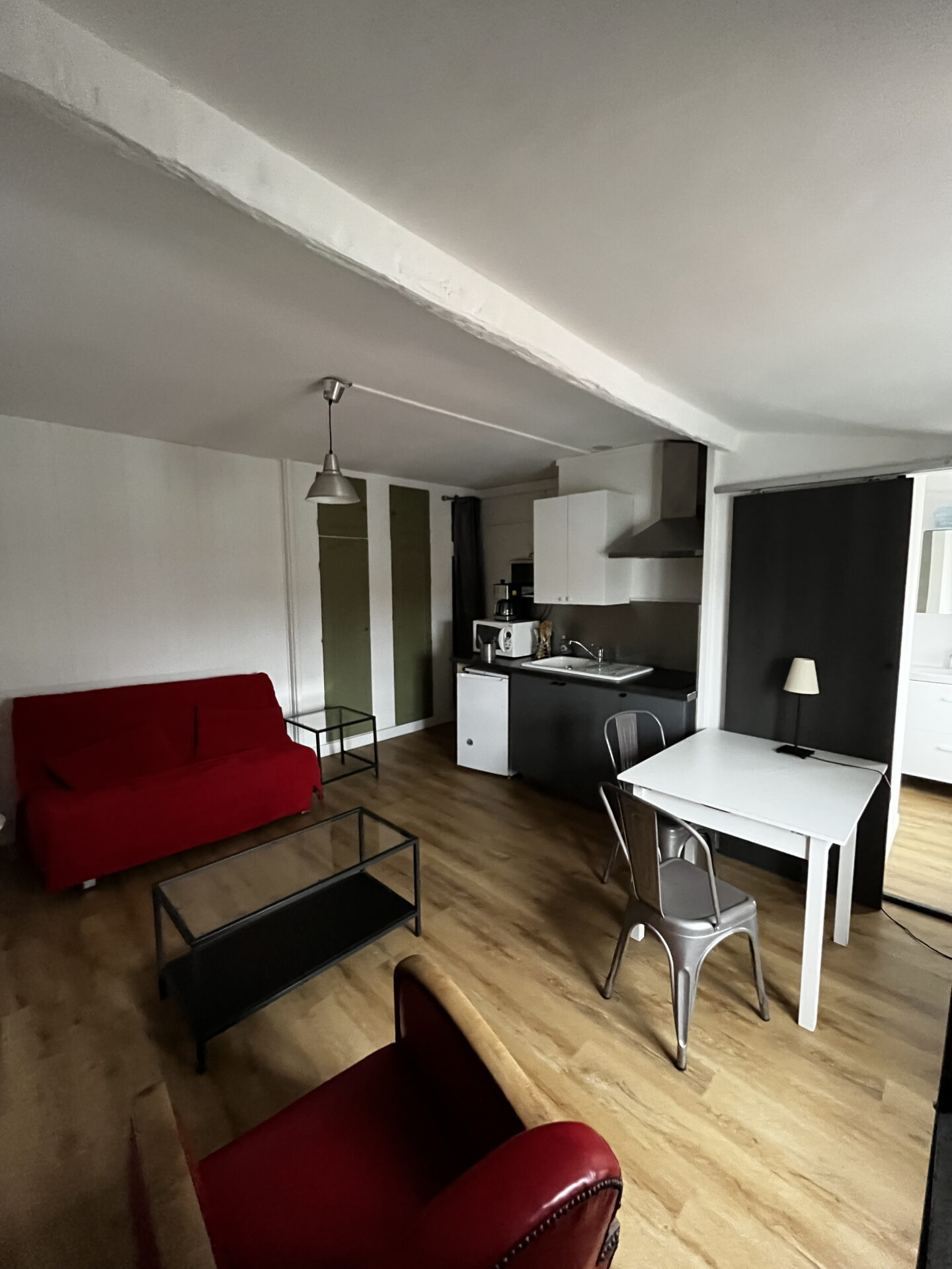 T1 en bail meublé rue des Fonderies La Rochelle – Image 5