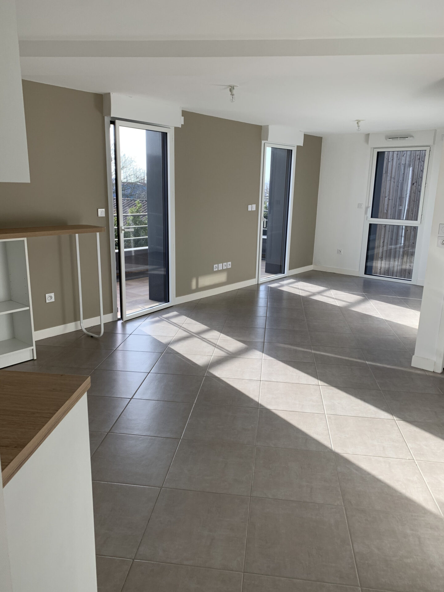 T2 avec terrasse et garage boxé quartier les Minimes – Image 9