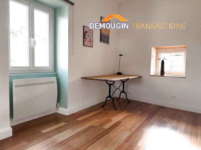 CENTRE HISTORIQUE - MARCHE CENTRAL – Image 11